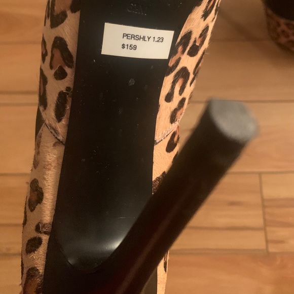 ❤️SOLD❤️Guess heels very nice worn once - Picture 4 of 4